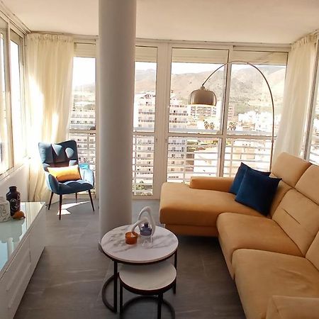 Skyline Suites Costa Del Sol 托雷莫利诺斯 外观 照片