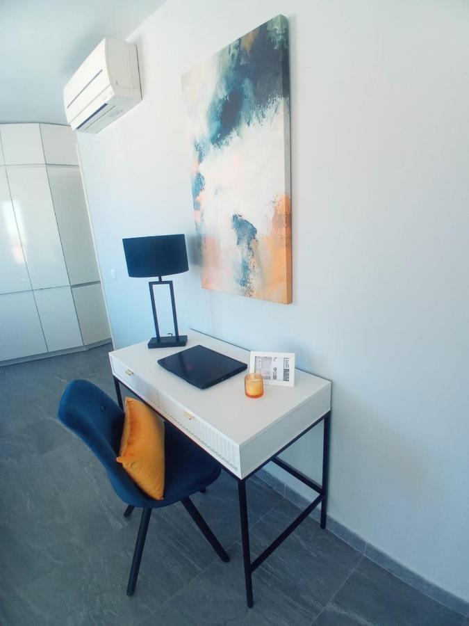 Skyline Suites Costa Del Sol 托雷莫利诺斯 外观 照片