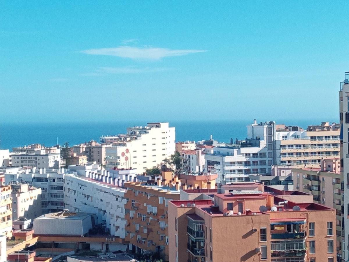Skyline Suites Costa Del Sol 托雷莫利诺斯 外观 照片